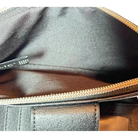 Women's Relic Checkbook Wallet Black Embroidered Design Wristlet. Like New. - Picture 7 of 8